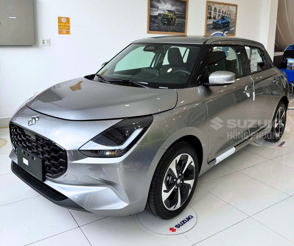 SUZUKI SWIFT MÀU BẠC