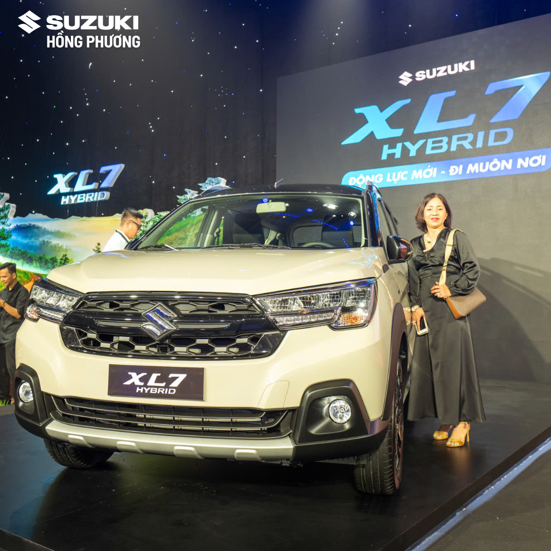 SUZUKI XL7 HYBRID