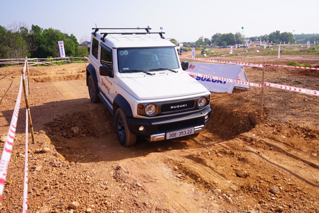 SUZUKI JIMNY